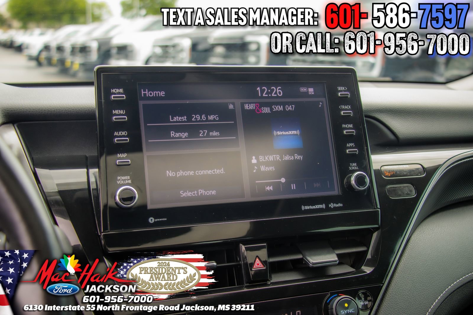 Used 2022 Toyota Camry XSE FWD image 17