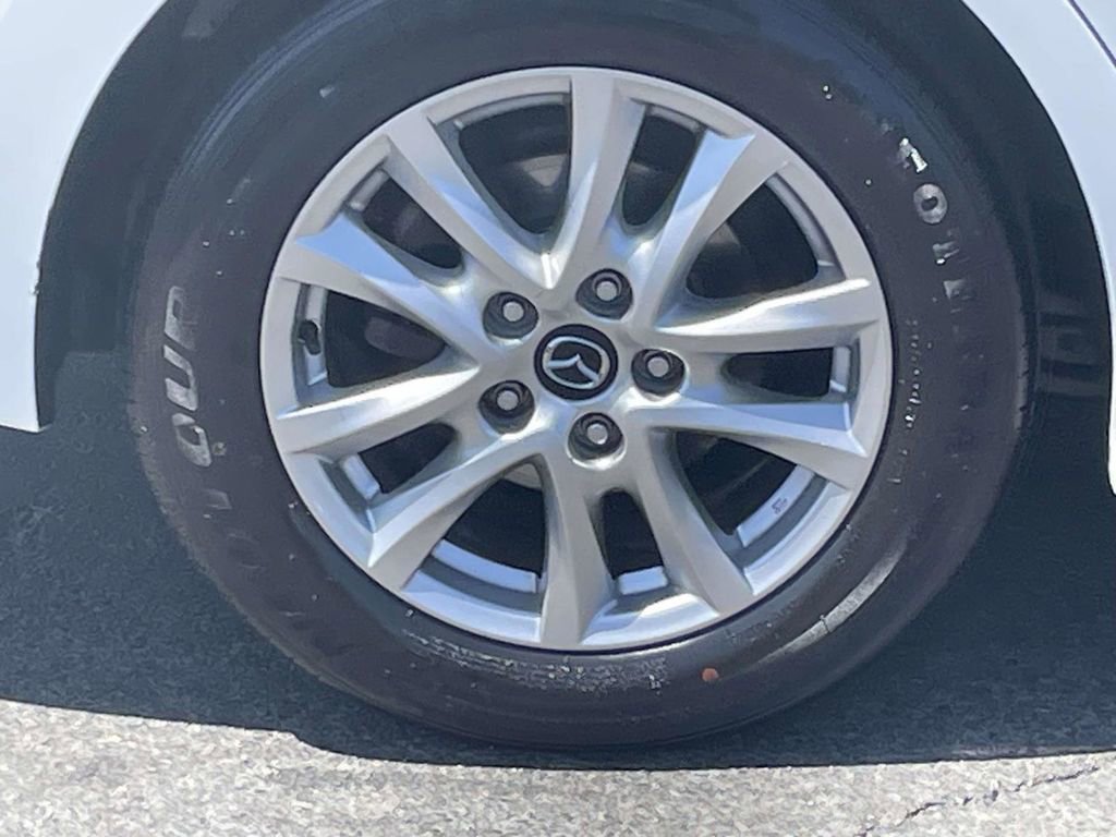 Used 2016 MAZDA MAZDA3 i Sport w/ Preferred Equipment Package FWD image 12