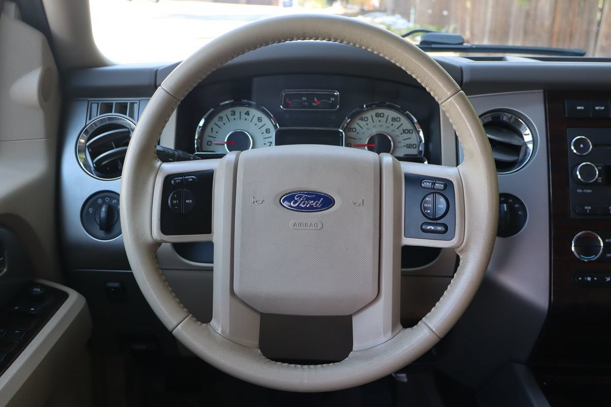 Used 2011 Ford Expedition EL XLT w/ 201A Rapid Spec Order Code AWD/4WD image 18
