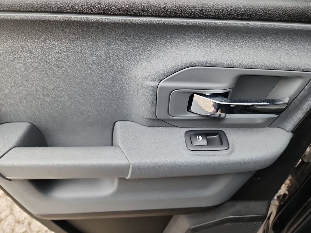 Used 2024 RAM 1500 Classic SLT image 37