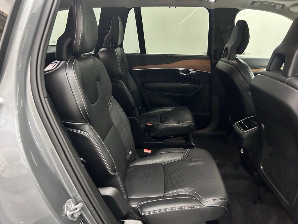 Used 2020 Volvo XC90 T6 Inscription w/ Protection Package Premier AWD/4WD image 17