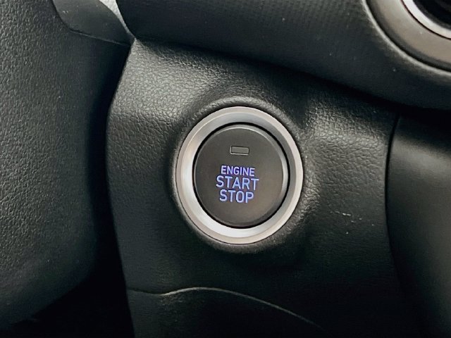 Used 2023 Hyundai Kona SEL AWD/4WD image 16