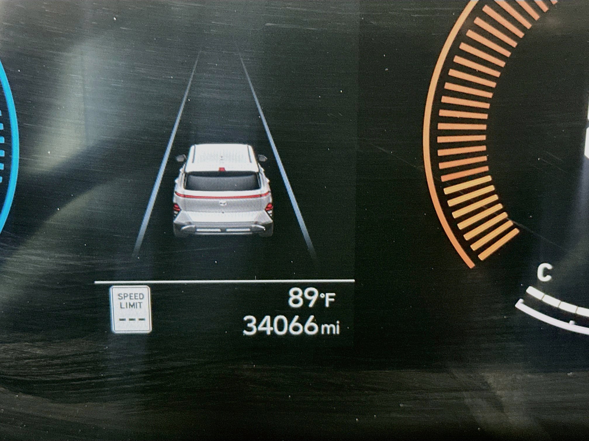 Used 2025 Hyundai Kona SEL FWD image 19