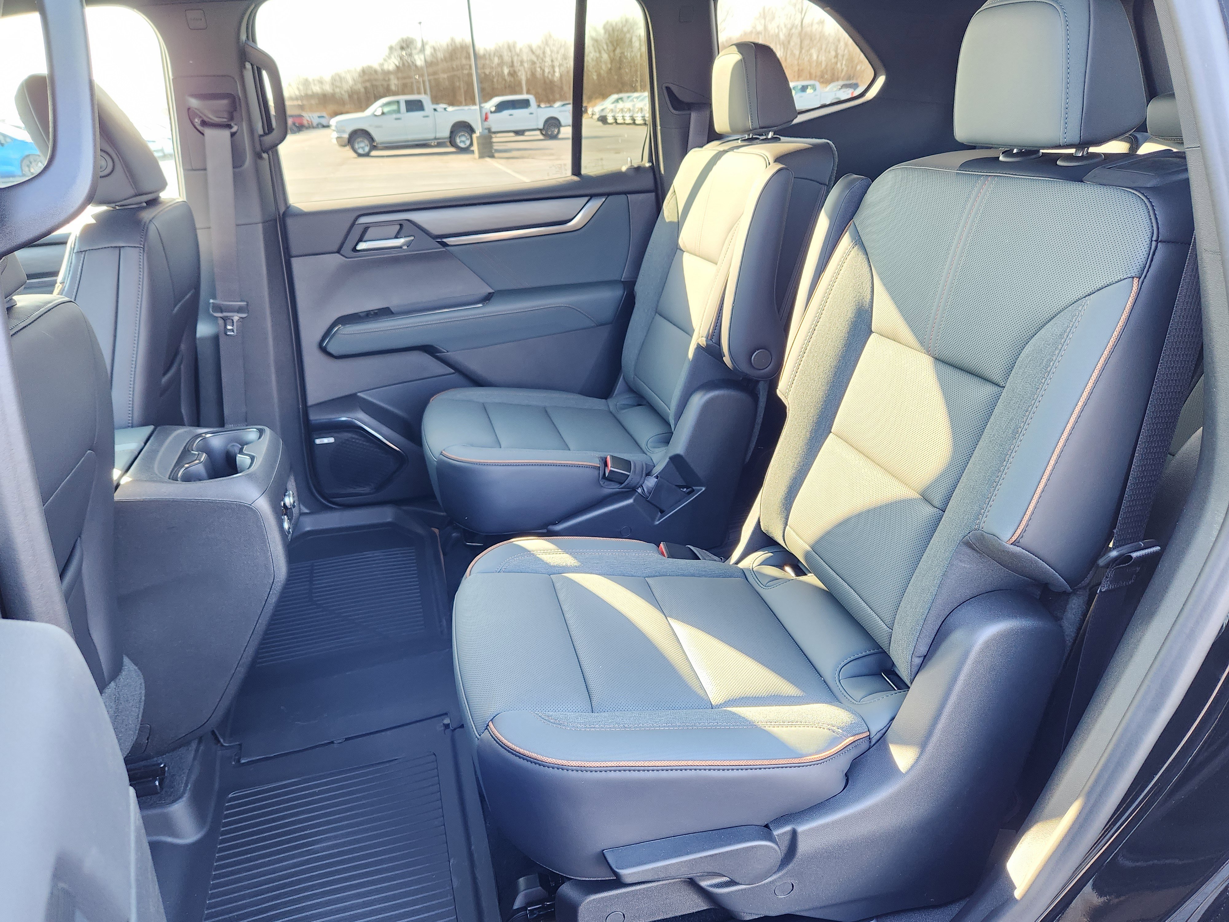 New 2026 GMC Acadia AT4 w/ Super Cruise Package image 9