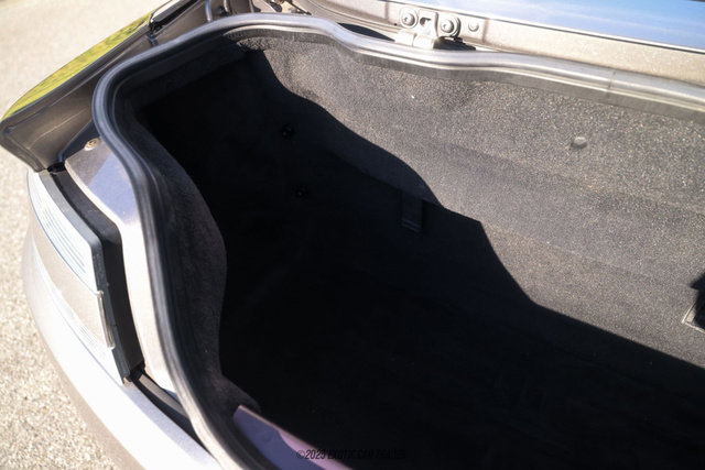 Used 2012 Aston Martin V8 Vantage Roadster image 50