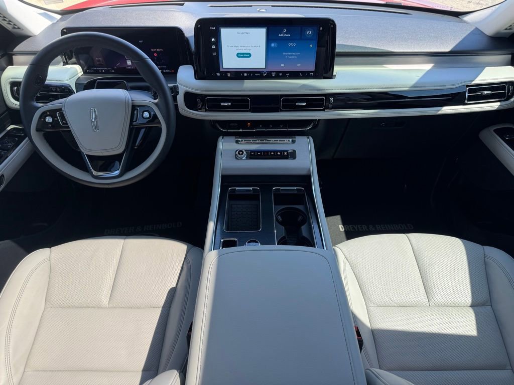 Used 2025 Lincoln Aviator Reserve w/ Jet Appearance Package AWD/4WD image 16