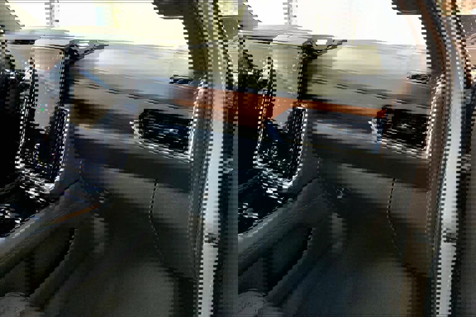 Used 2026 GMC Yukon Denali image 19