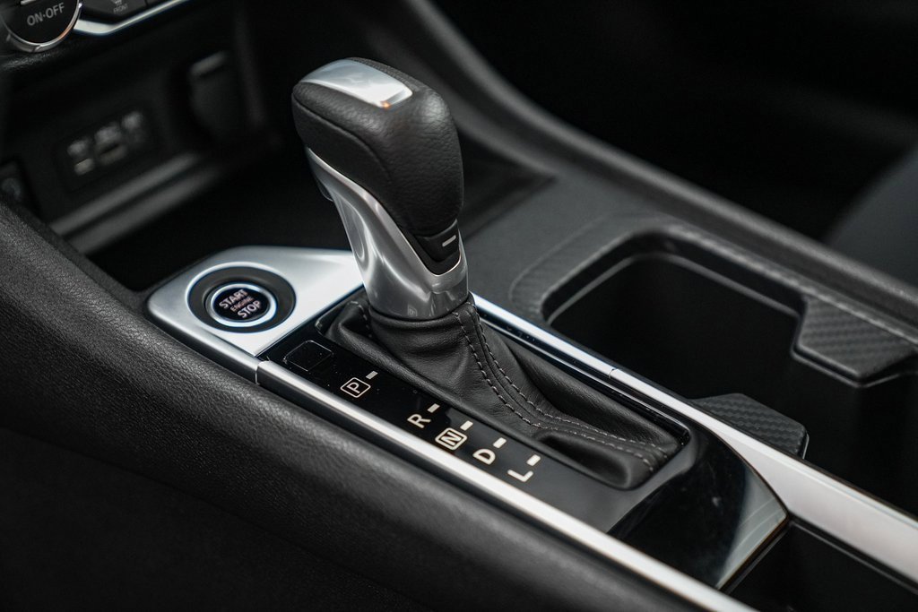 Used 2025 Nissan Sentra SV w/ All-Weather Package image 18