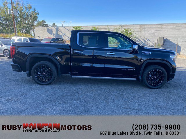 Used 2025 GMC Sierra 1500 Denali w/ Denali Reserve Package AWD/4WD image 8