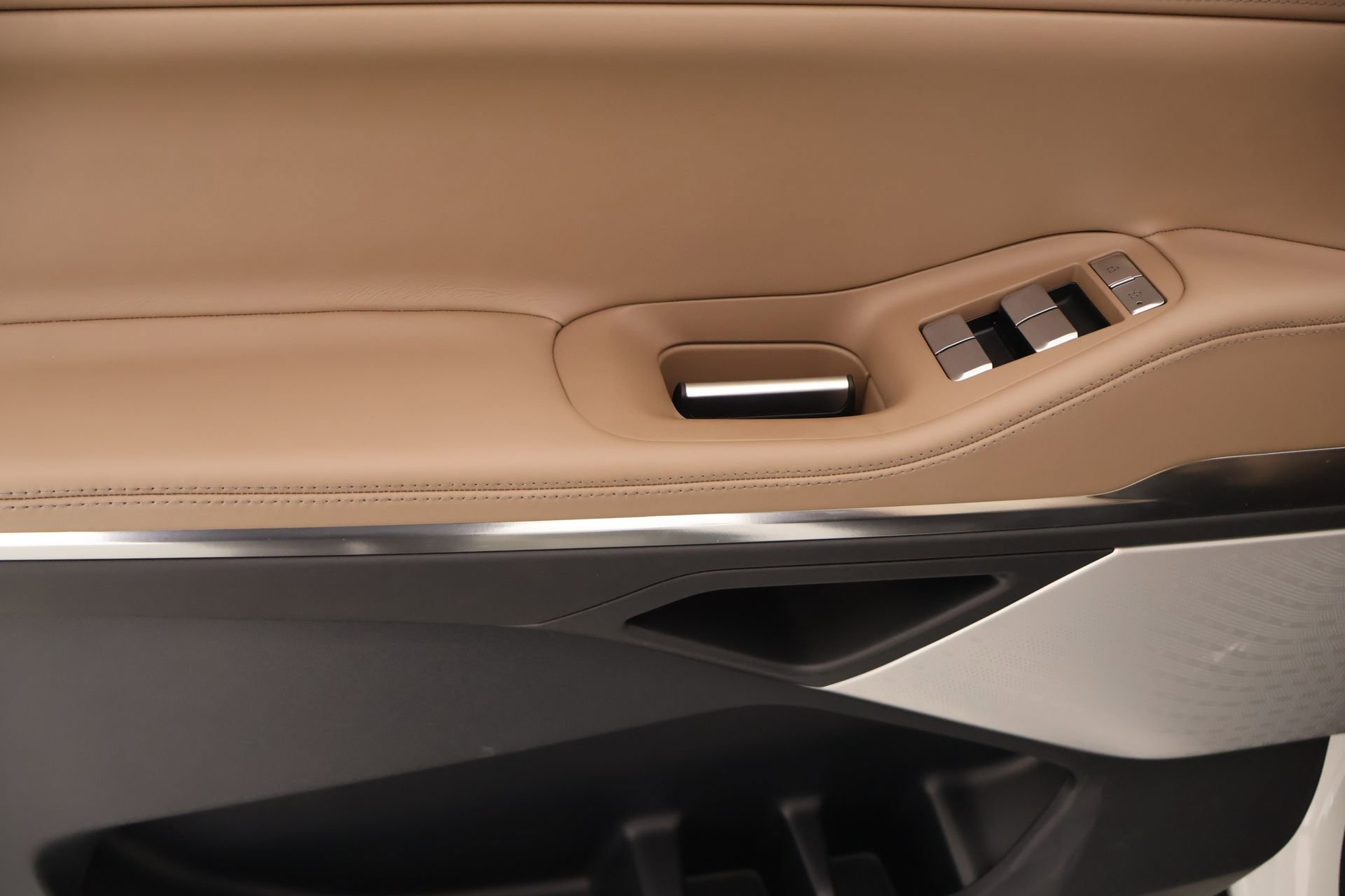 New 2026 Lincoln Navigator L Black Label AWD/4WD image 17