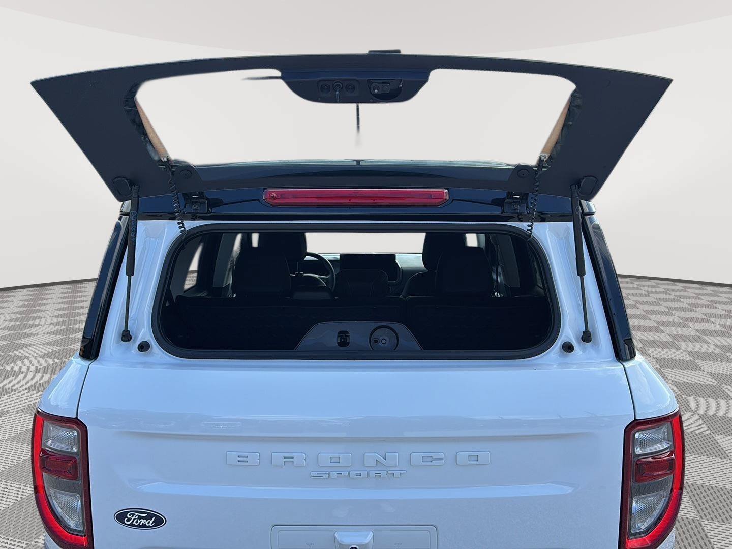New 2026 Ford Bronco Sport Outer Banks w/ Sasquatch Outer Banks Package AWD/4WD image 24