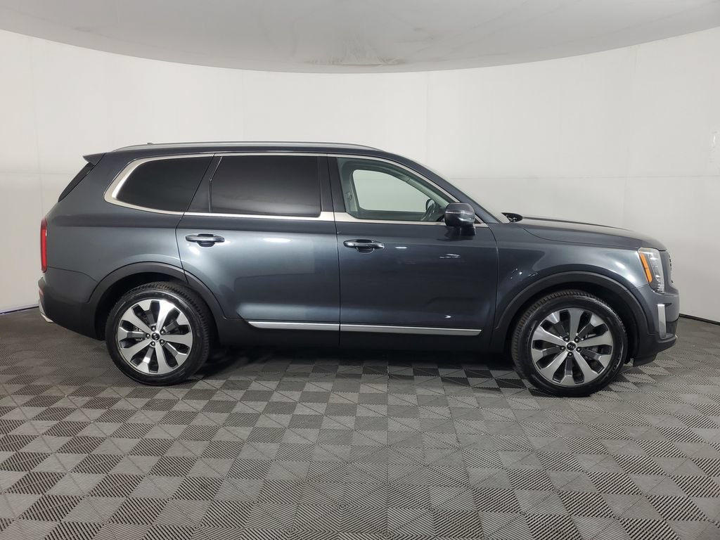 Used 2020 Kia Telluride S FWD image 3