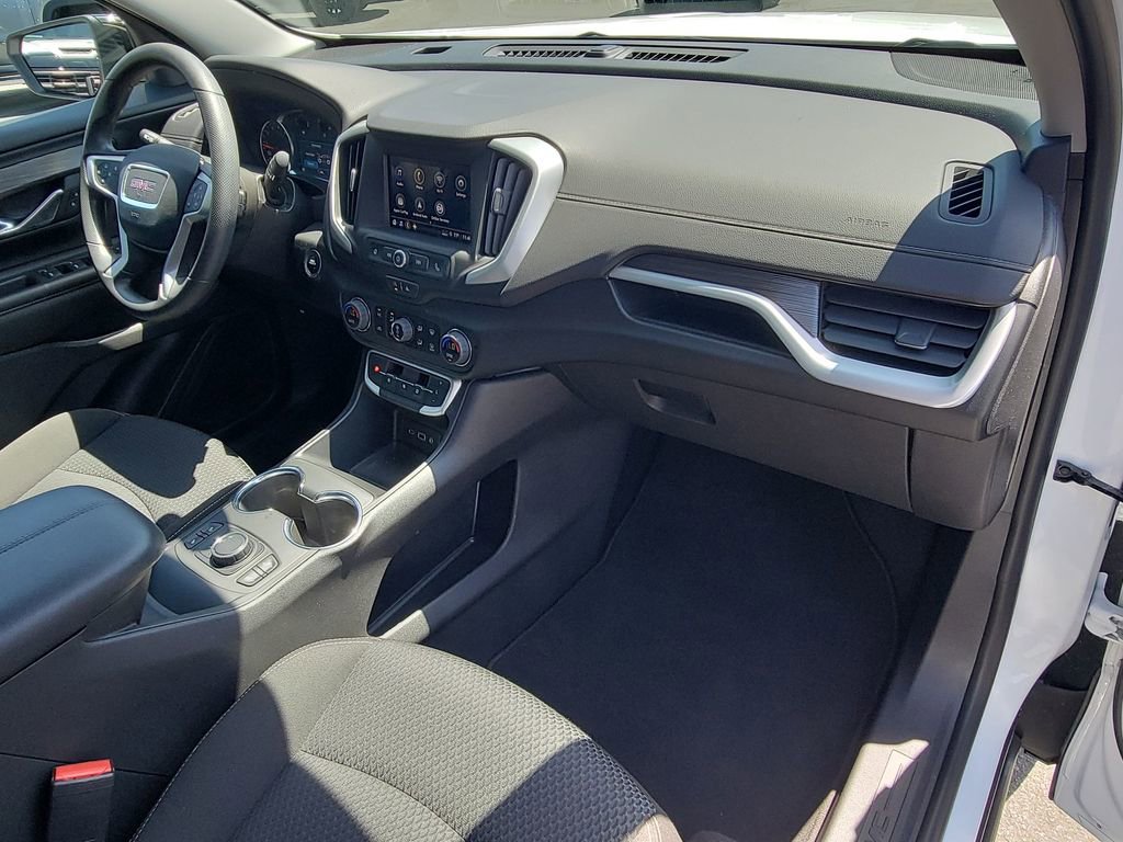 Used 2023 GMC Terrain SLE w/ Driver Convenience Package FWD image 27