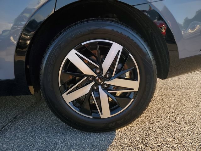 Used 2023 Kia Sorento S FWD image 10