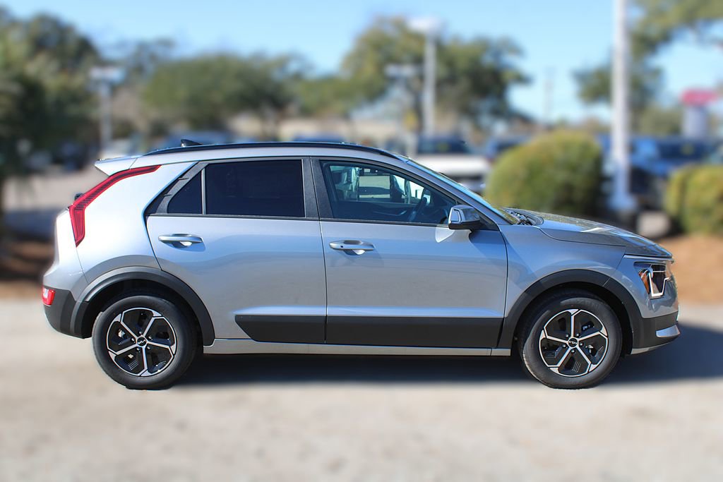 New 2026 Kia Niro EX FWD image 5