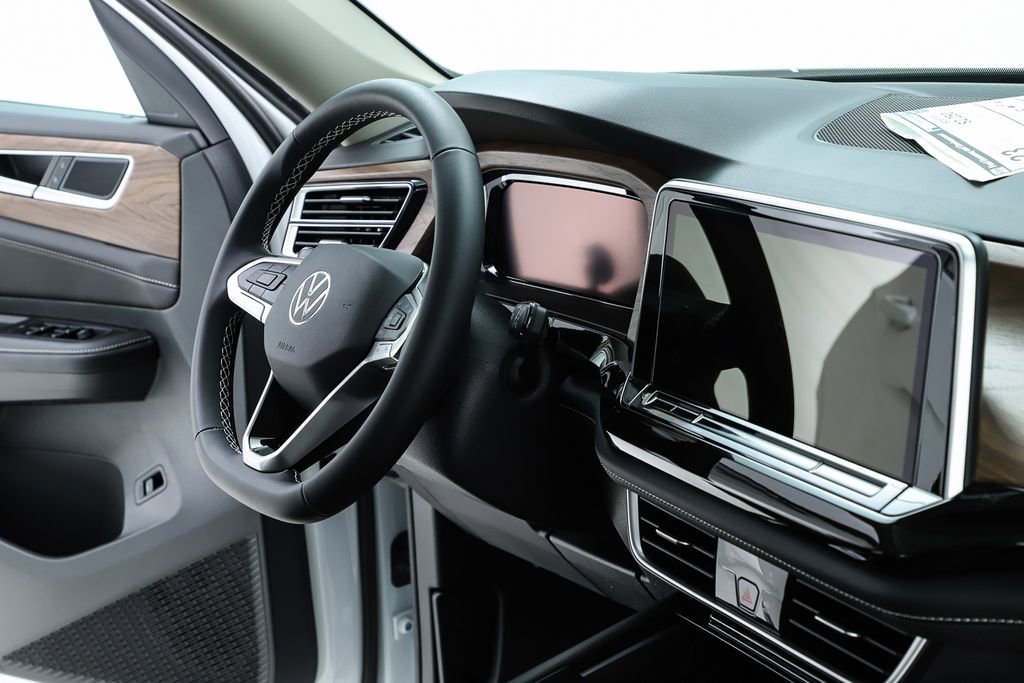 New 2026 Volkswagen Atlas SE image 35