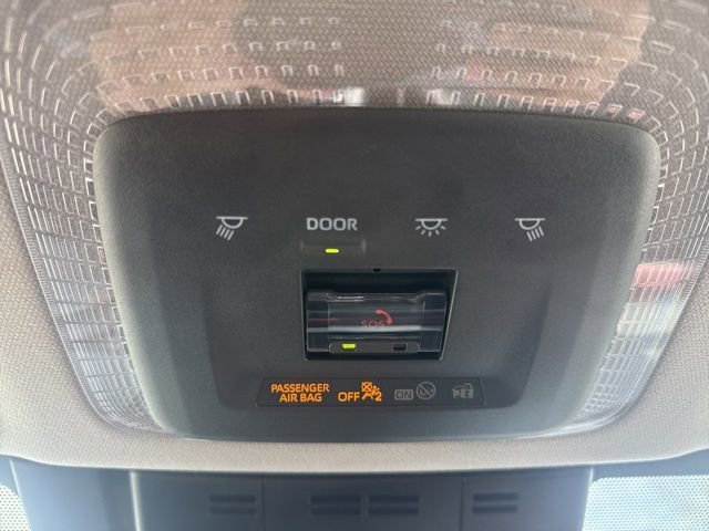 Used 2025 Toyota Prius Plug-In Hybrid w/ Limited Premium Package image 35