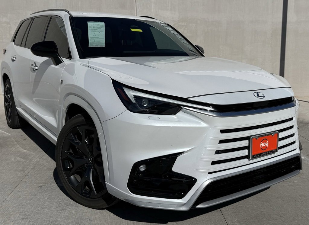 Used 2024 Lexus TX 500h AWD image 1