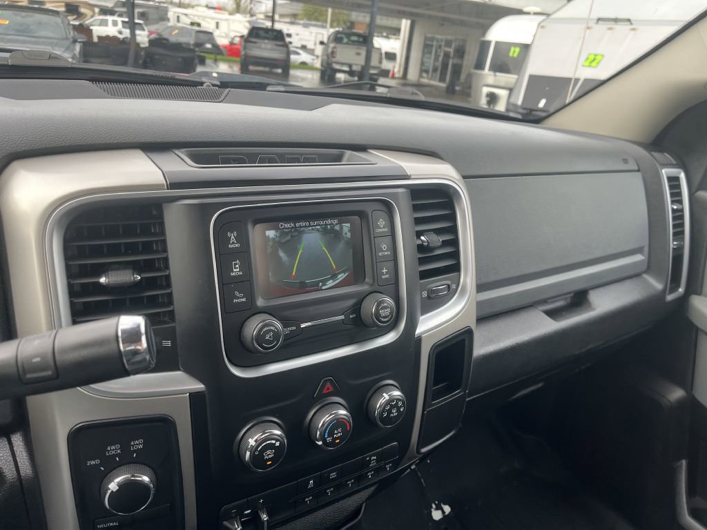 Used 2018 RAM 2500 SLT w/ Snow Chief Group AWD/4WD image 24