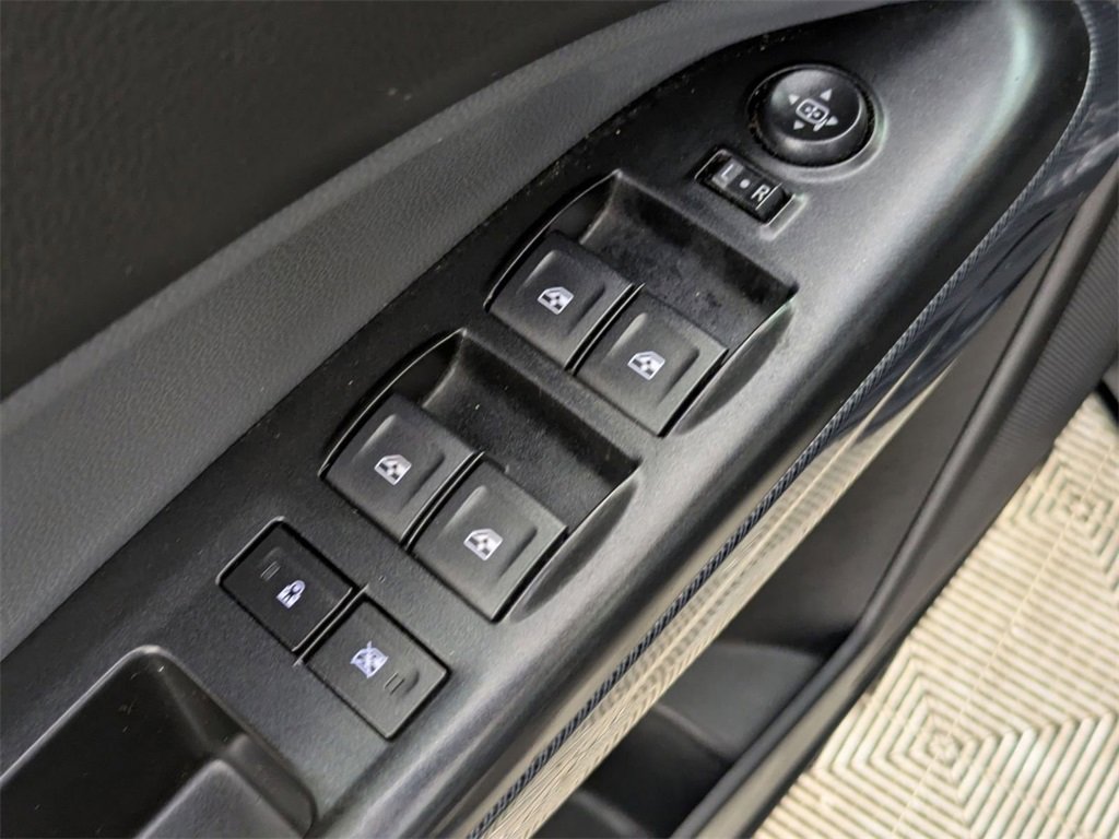 Used 2018 Chevrolet Colorado Z71 image 15