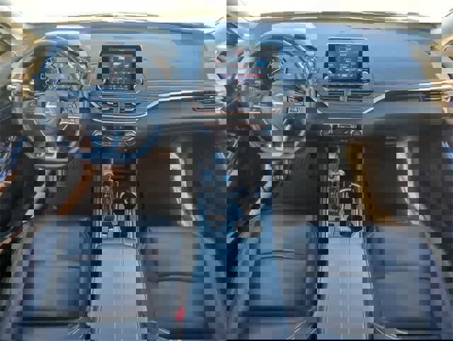 Used 2022 Nissan Altima 2.5 Platinum image 15