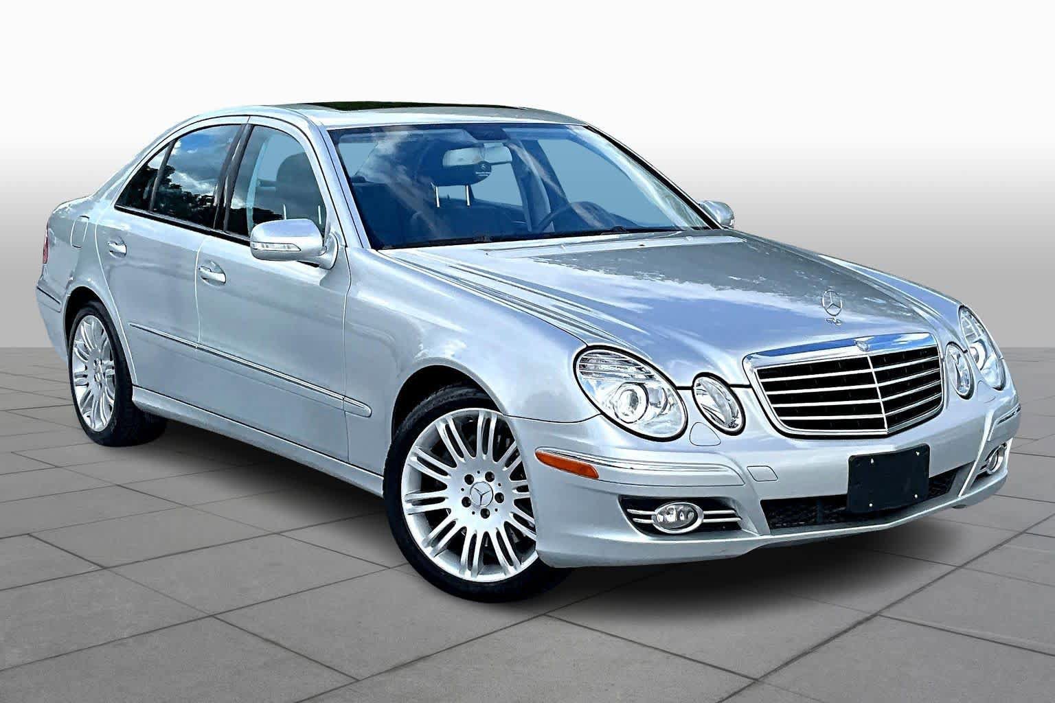 Used 2007 Mercedes-Benz E 350 4MATIC Sedan image 2