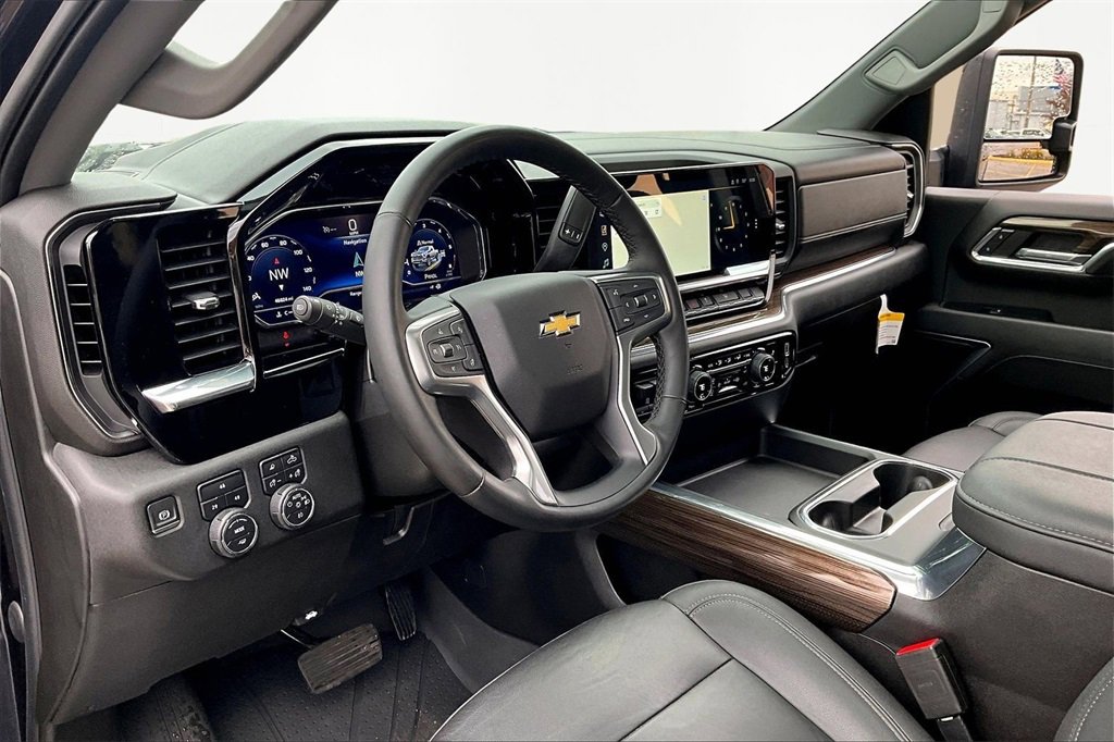 Used 2024 Chevrolet Silverado 2500 LT w/ All Star Edition image 14