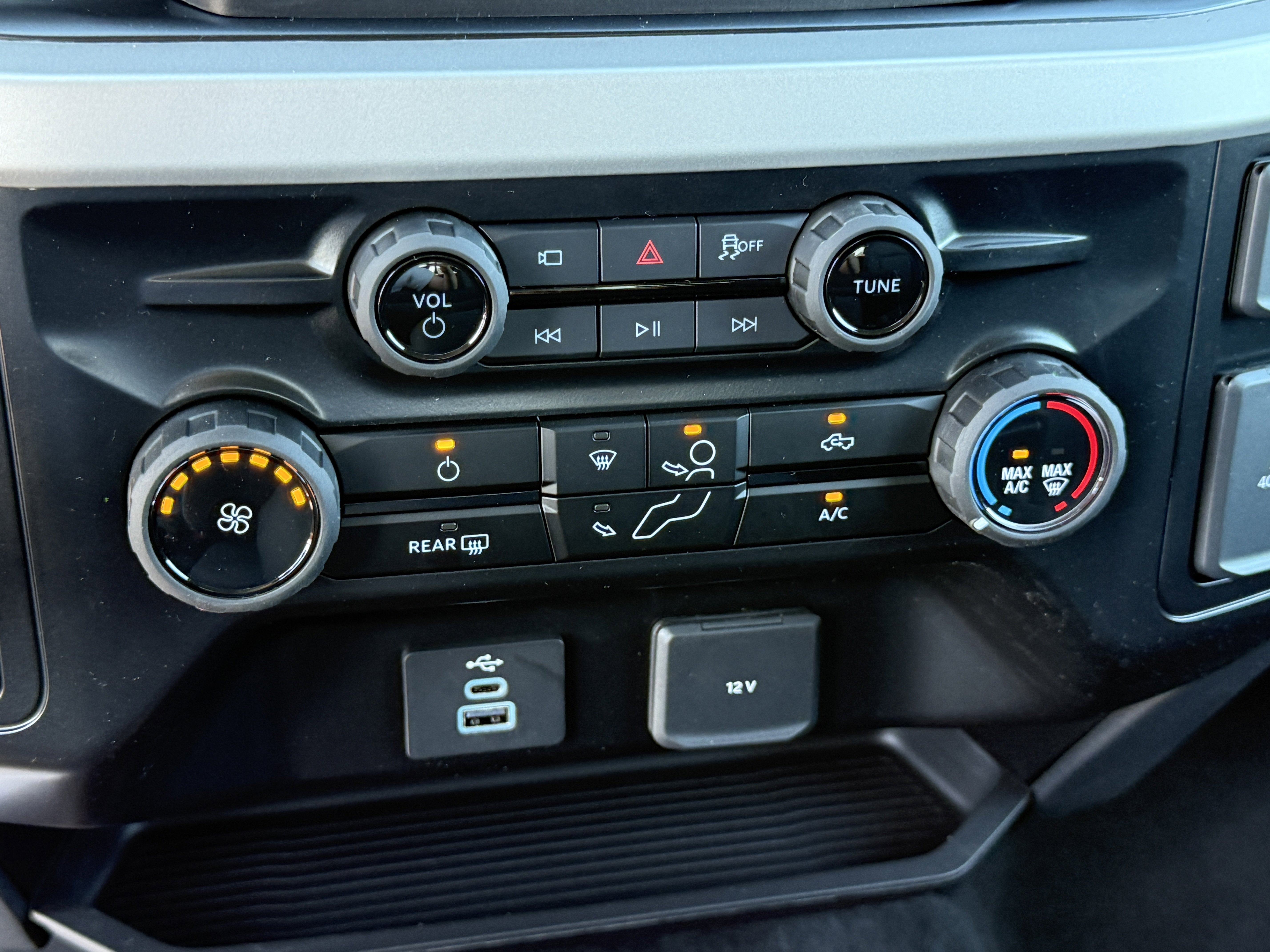 New 2026 Ford F250 XL image 19