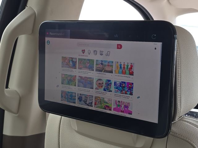 Used 2024 GMC Yukon Denali w/ Denali Reserve Package image 22