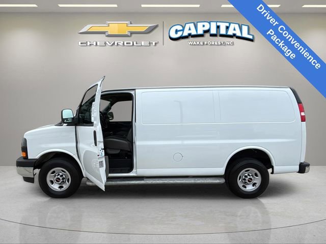 Used 2024 GMC Savana 2500 w/ Driver Convenience Package RWD image 9