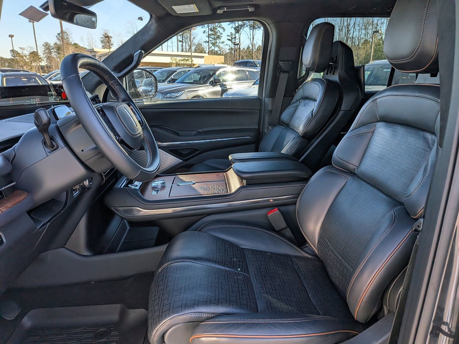 Certified 2025 Lincoln Navigator L Black Label image 25