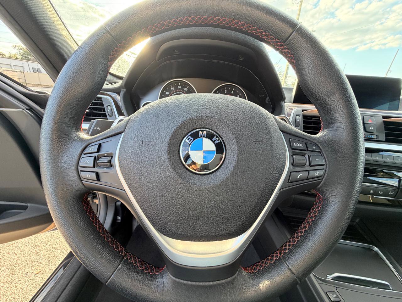 Used 2017 BMW 330i Sedan image 17