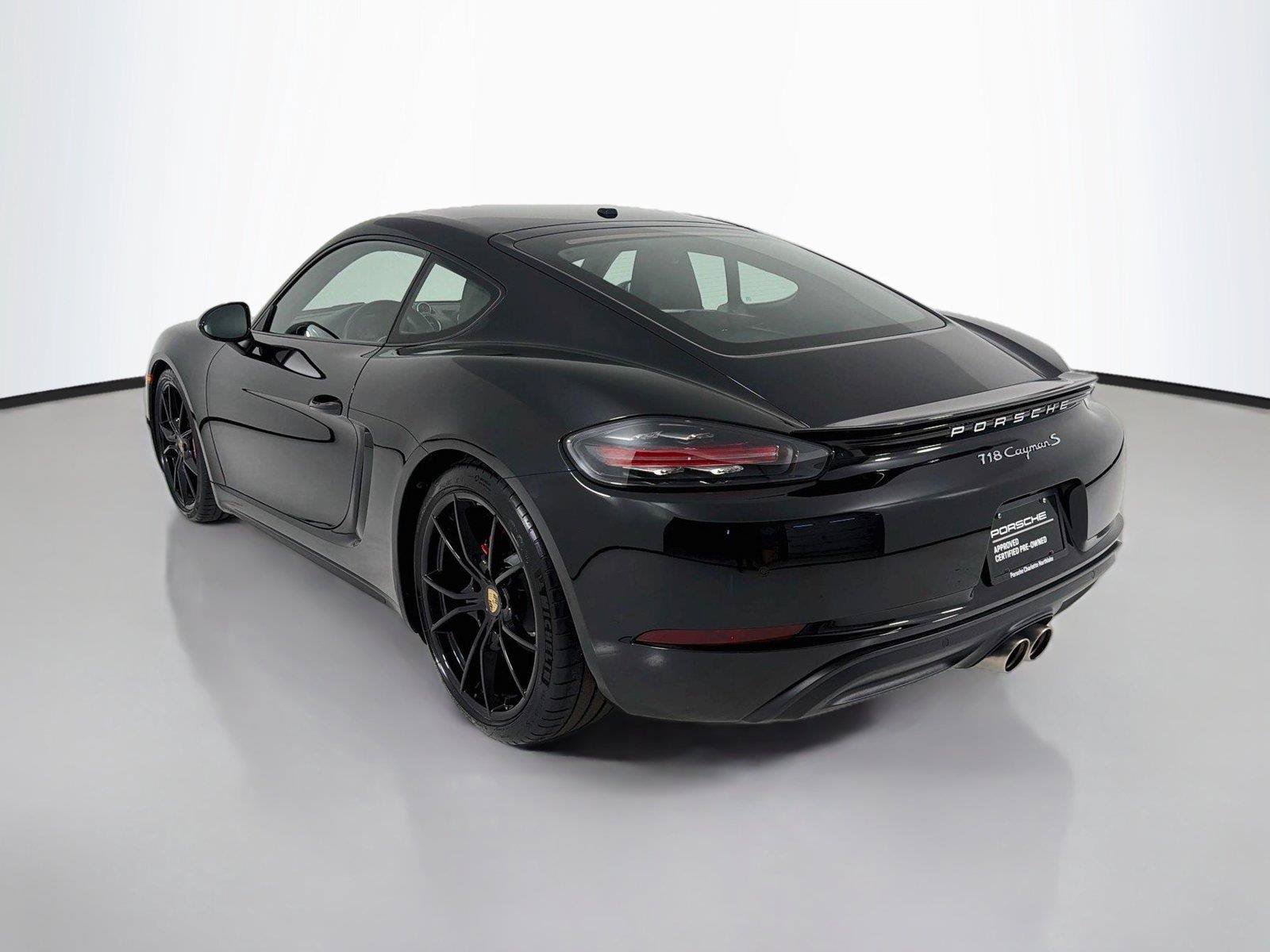 Used 2024 Porsche 718 Cayman S RWD image 3