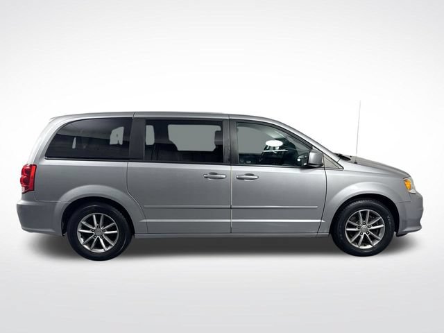 Used 2015 Dodge Grand Caravan SE FWD image 36