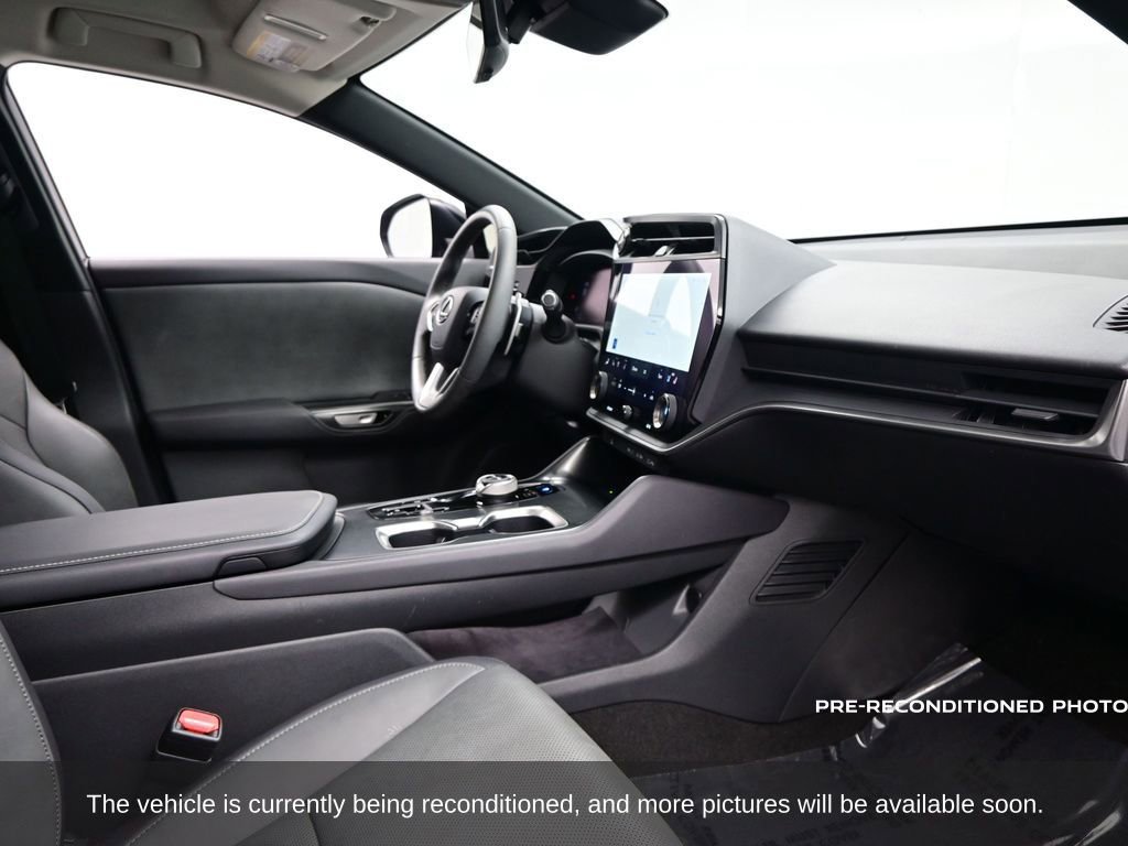 Used 2024 Lexus RZ 300e Premium image 9