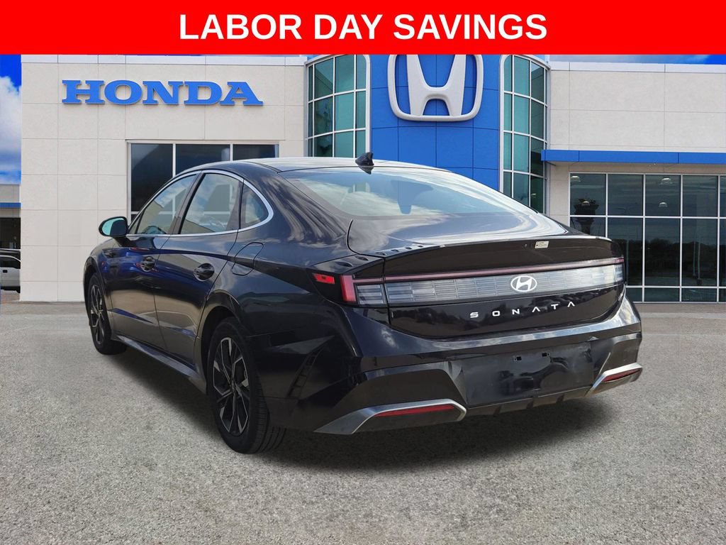 Used 2024 Hyundai Sonata SEL FWD image 4