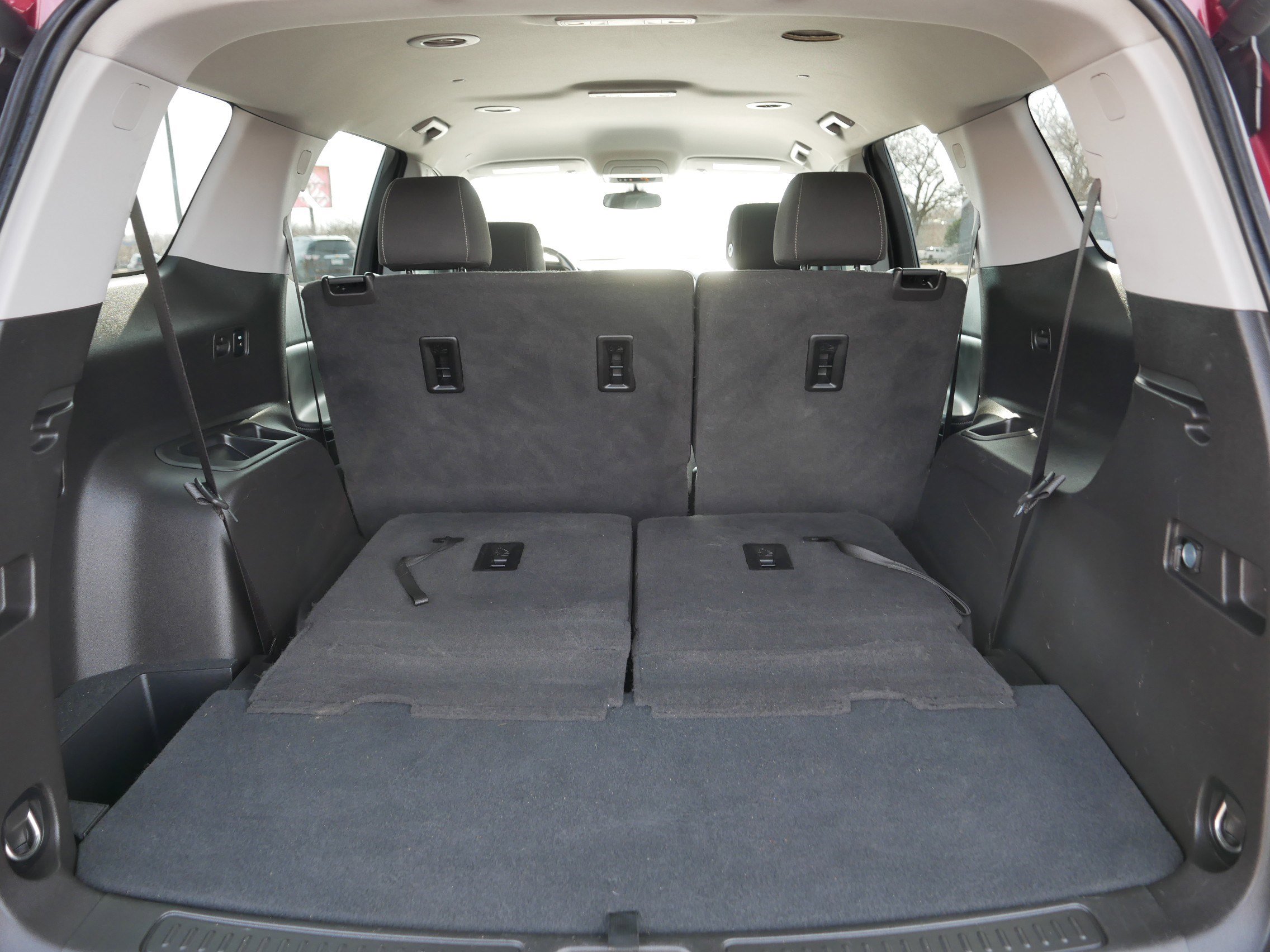 Used 2020 GMC Acadia SLE w/ Driver Convenience Package image 18