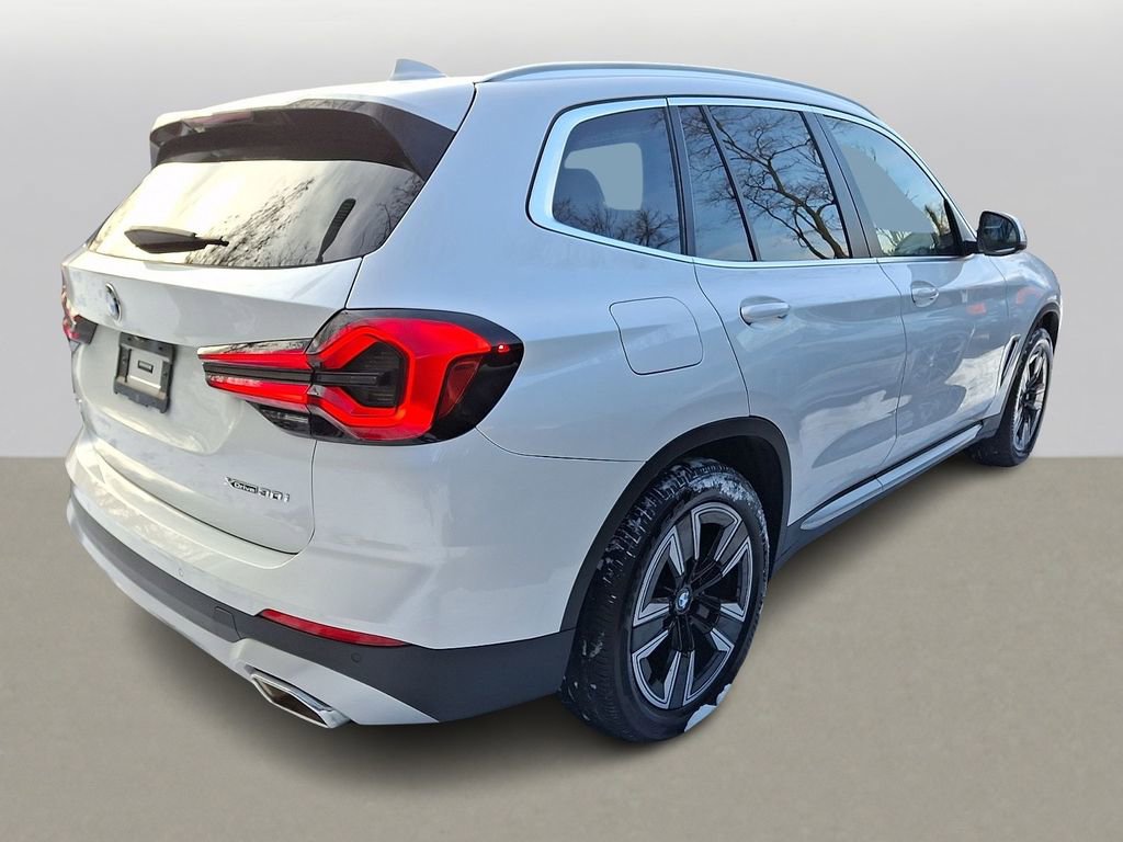 Certified 2022 BMW X3 xDrive30i w/ Convenience Package image 4