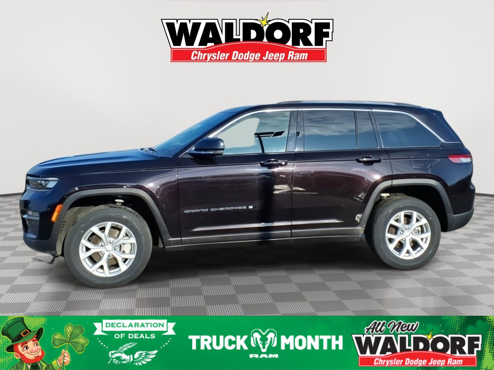 Used 2023 Jeep Grand Cherokee Limited image 3