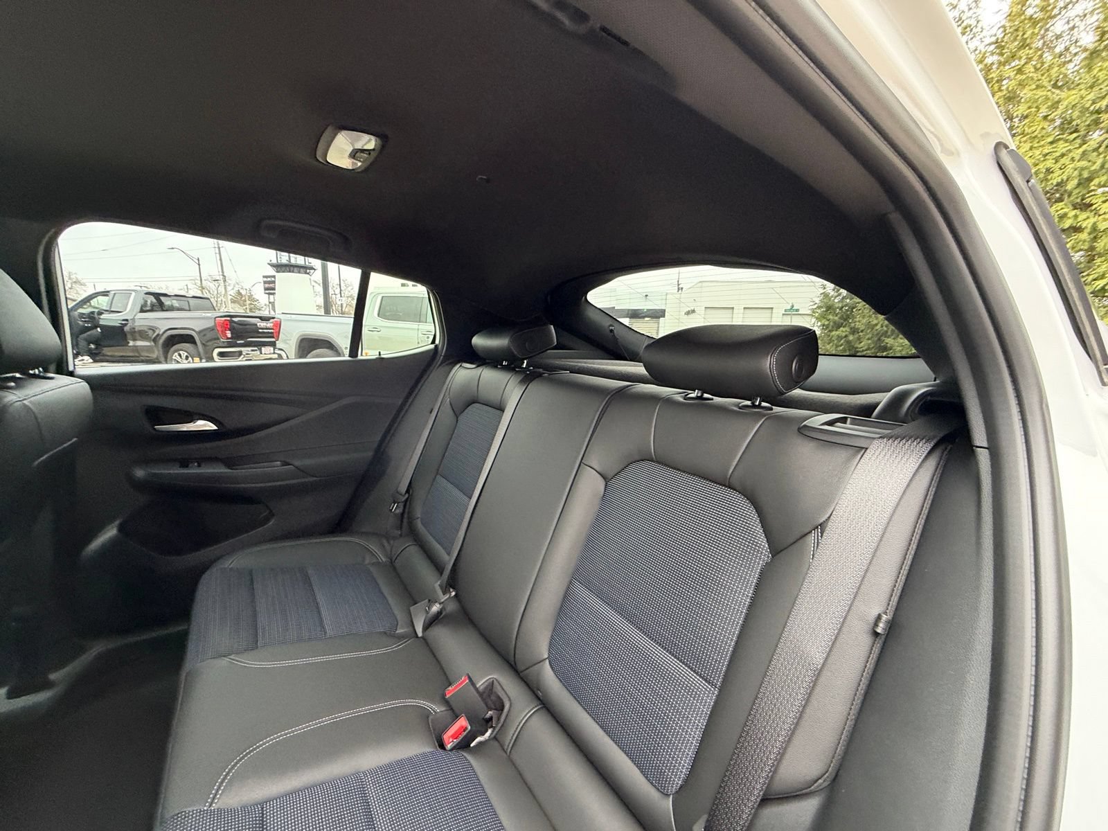 New 2026 Buick Envista Preferred w/ Convenience I Package FWD image 25