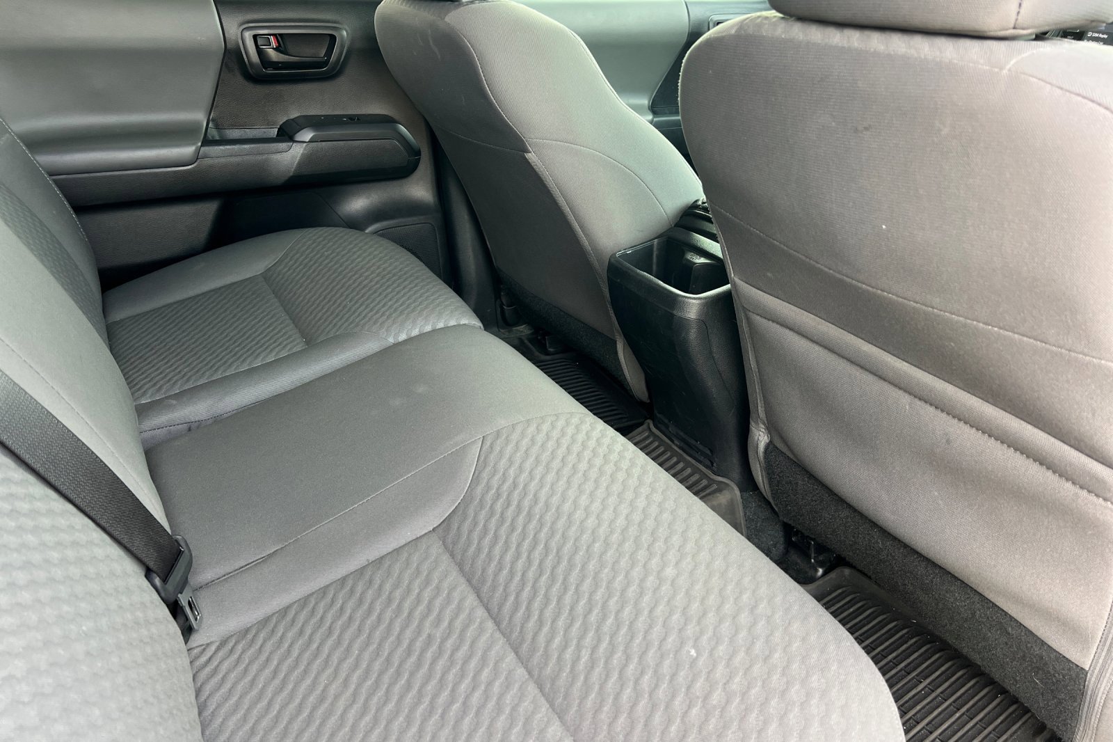 Used 2022 Toyota Tacoma SR image 17