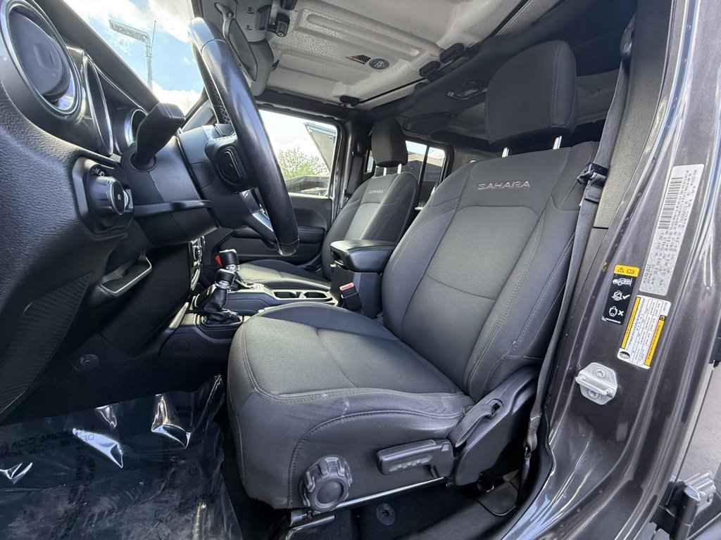 Used 2020 Jeep Wrangler Unlimited Sahara image 19