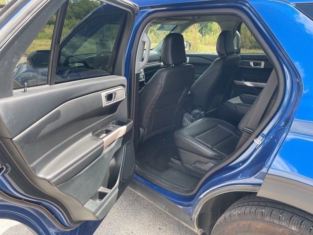 Certified 2023 Ford Explorer XLT w/ Equipment Group 202A image 10