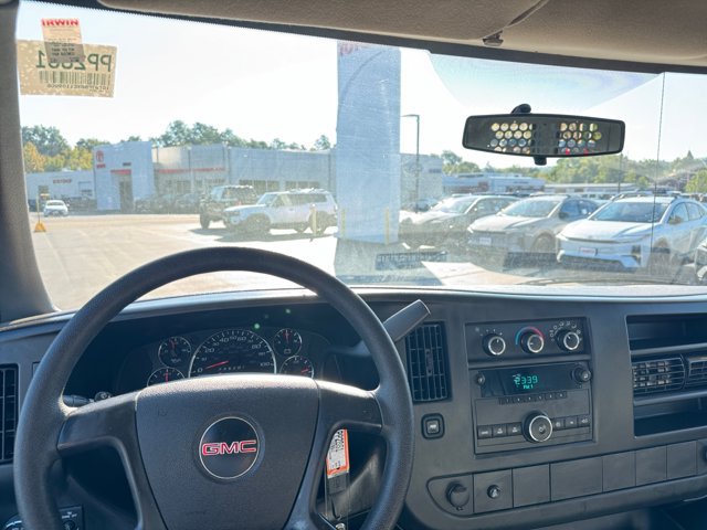 Used 2014 GMC Savana 2500 RWD image 17