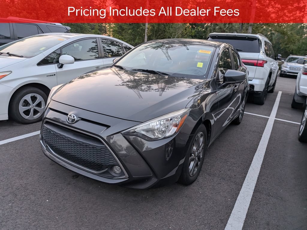 Certified 2020 Toyota Yaris LE FWD image 4