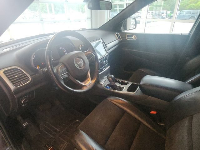 Used 2021 Jeep Grand Cherokee Laredo X AWD/4WD image 18