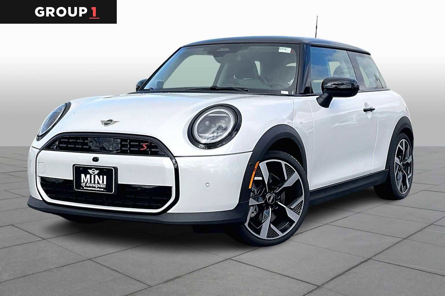 Used 2025 MINI Cooper S image 1