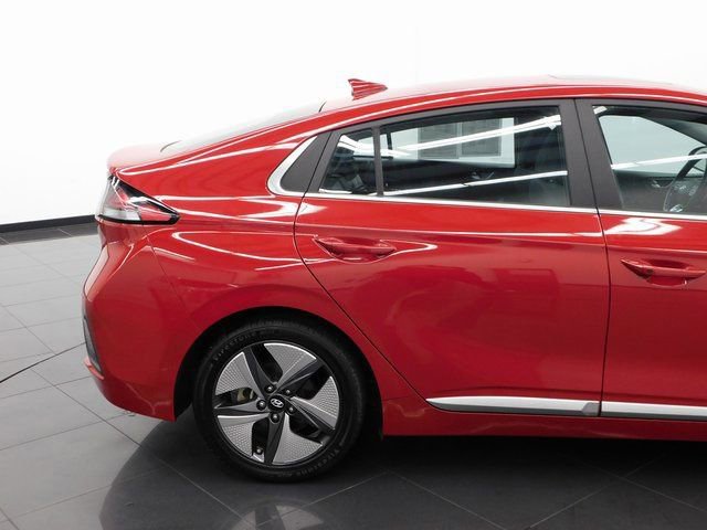 Used 2022 Hyundai Ioniq SEL image 16