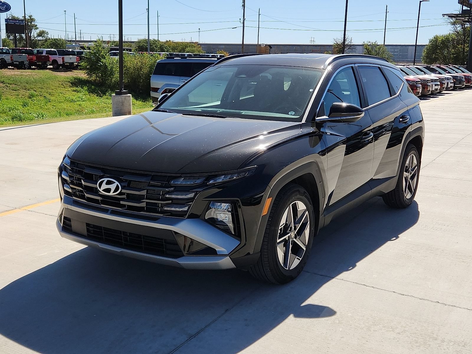 New 2025 Hyundai Tucson SEL