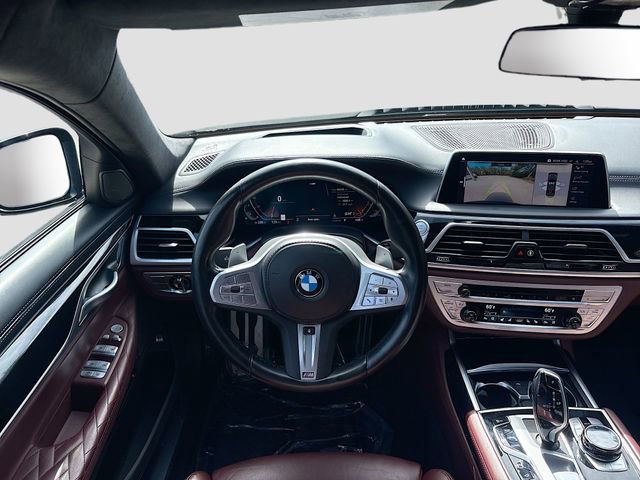 Used 2022 BMW 750i xDrive w/ Executive Package image 17